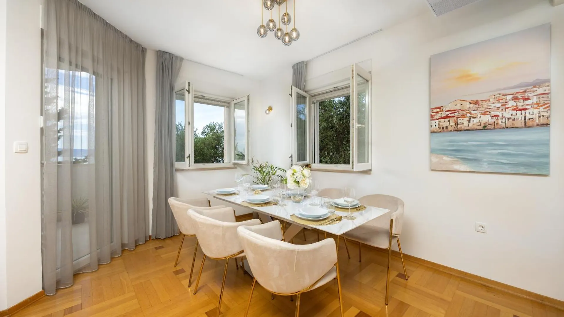 Marivi - Luxury Apartment Above The Beach Znjan スプリト クロアチア